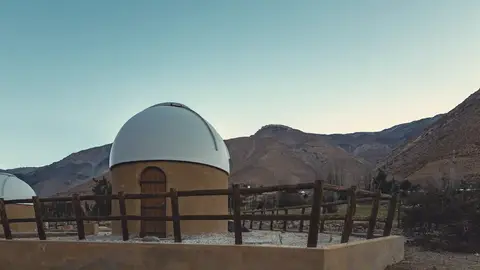 Las dos cúpulas al crepúsculo
