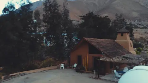 Vista aérea de la cúpula y la casona